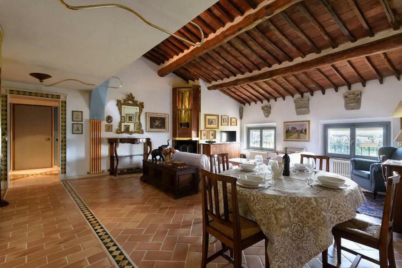 Penthouse In Siena Near Piazza Del Campo Apartment Bagian luar foto